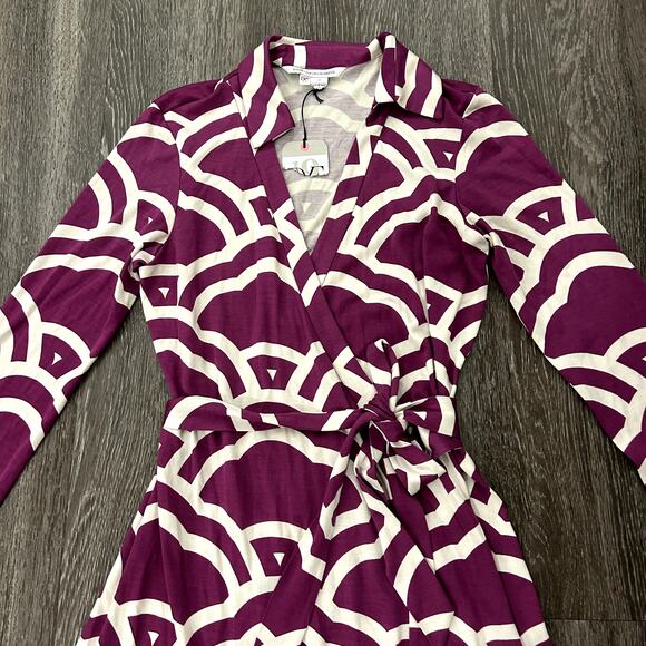 Diane Von Furstenberg Silk Wrap Dress New Jeanne Two Vintage Purple Size 12 DVF - Picture 14 of 16